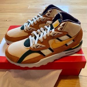 BNIB Nike Air Trainer SC High in Canvas/Pollen-Cider / 10.5
